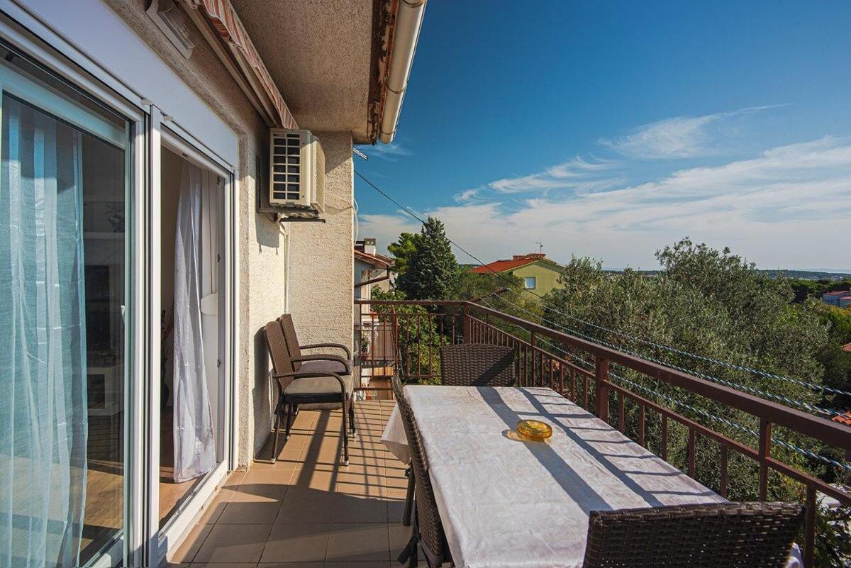 Apartment Zajec Premantura Exterior photo