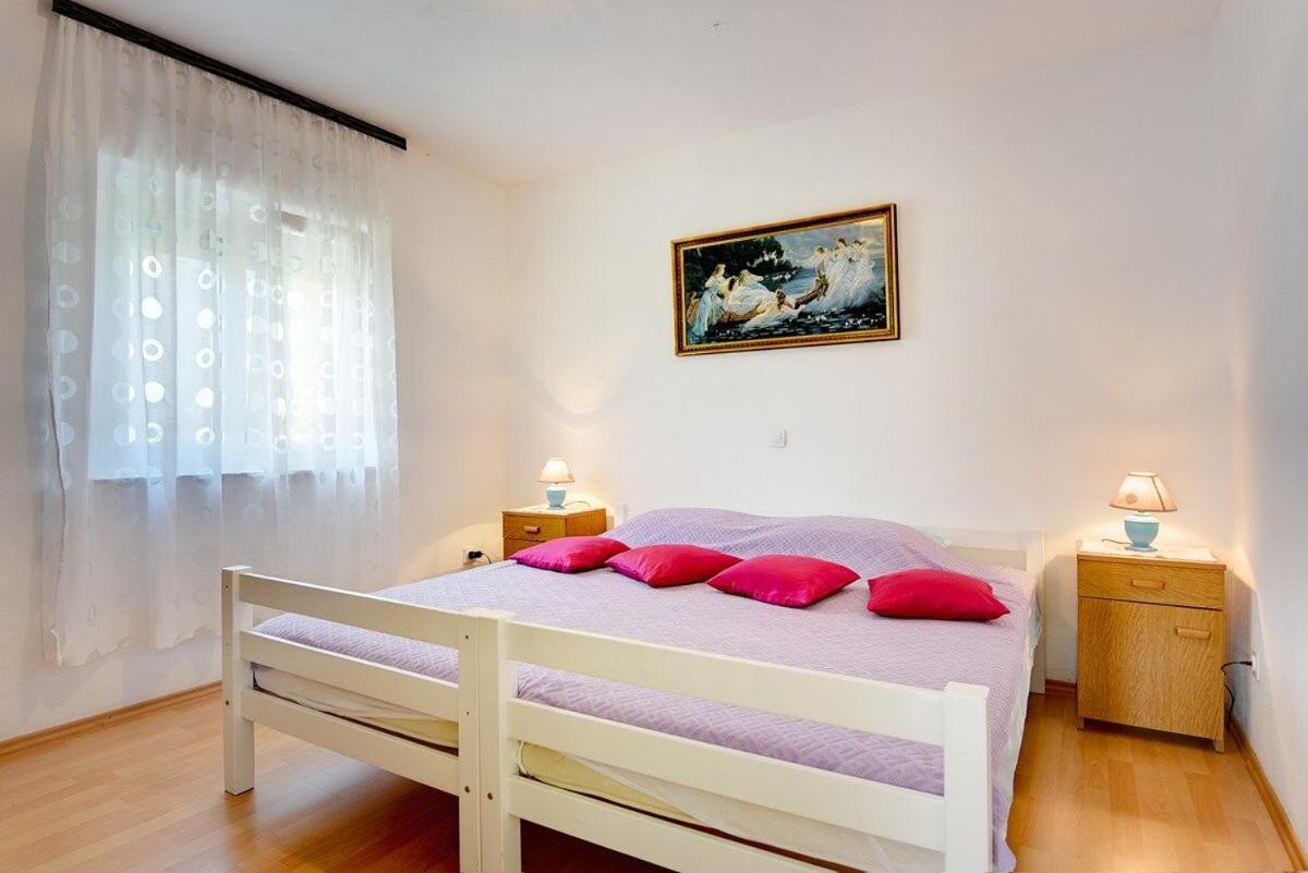 Apartment Zajec Premantura Exterior photo